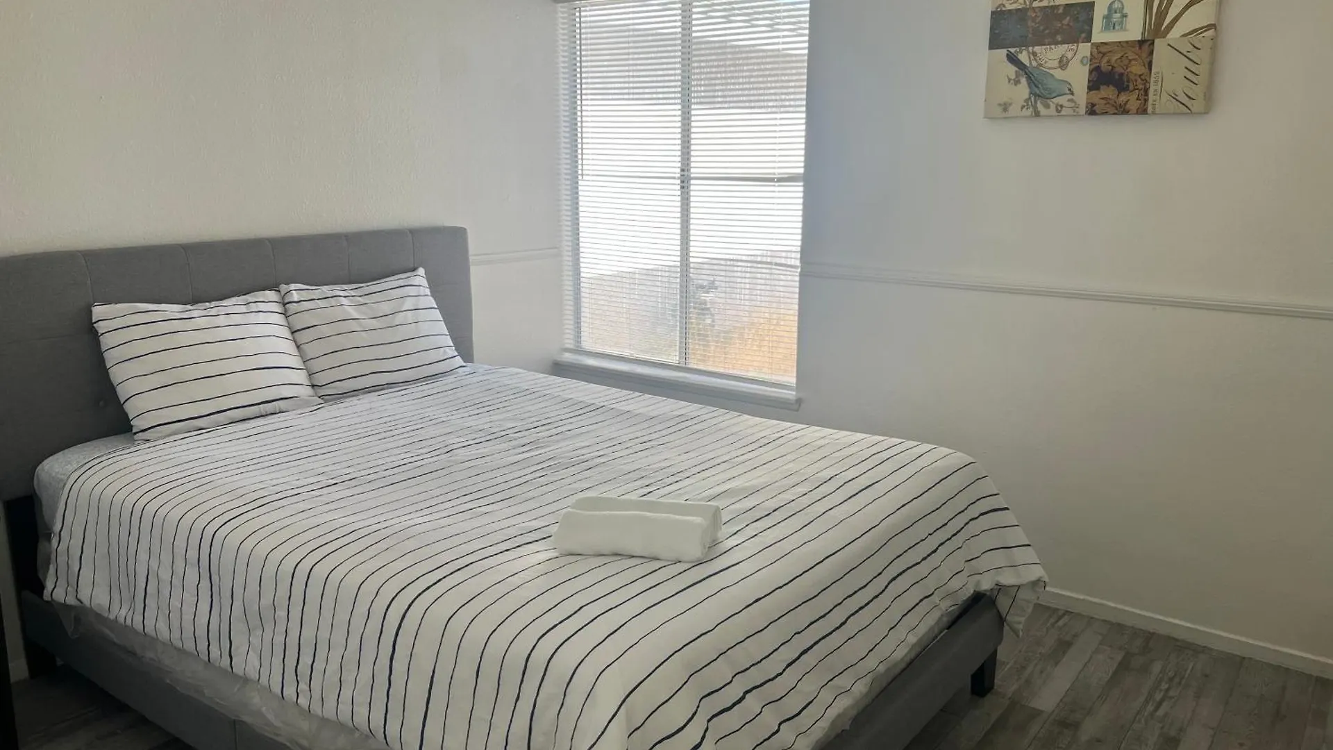 Проживание в семье Super 1 Bedroom, Share Bathroom, Kitchen -2 Лас-Вегас США