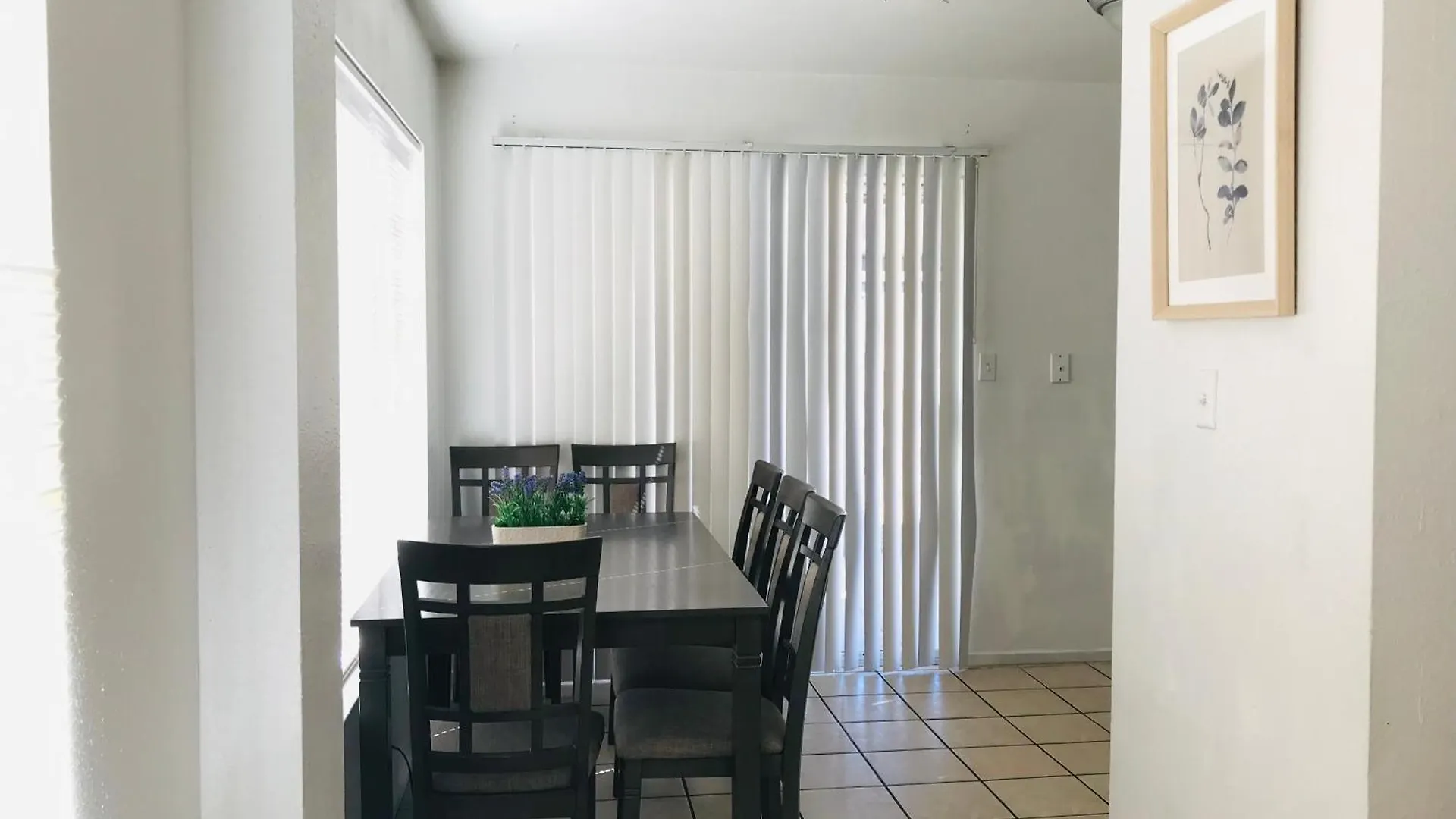 Super 1 Bedroom, Share Bathroom, Kitchen -2 Las Vegas Homestay
